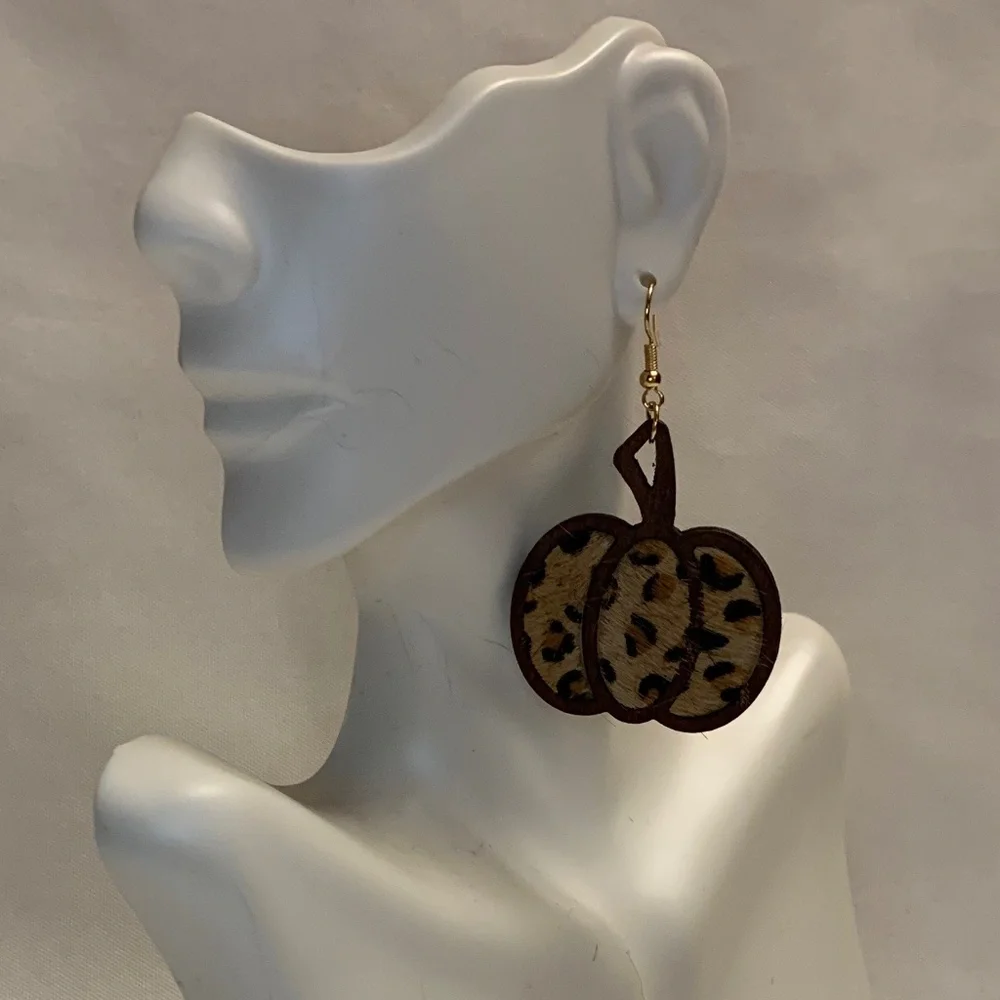 NWT! Stylish Wood Pumpkin with Textured Animal Print Fabric! Brown Leopard!